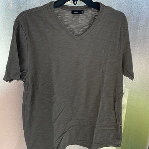 Vince tan vneck in large